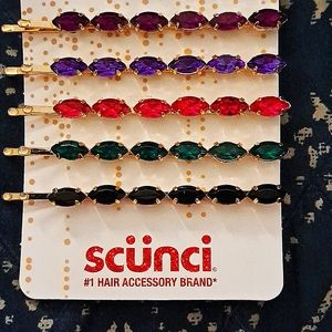 Scünci brand hair pins